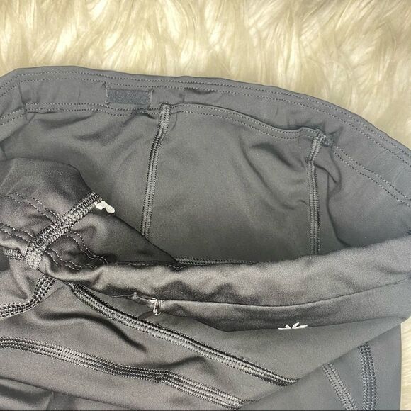 Athleta Challenge 7/8 Tight - Picture 11 of 14